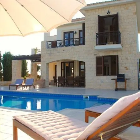 Villa “how To Rent Your Perfect Luxury Cyprus Villa″- Lysos Kouklia