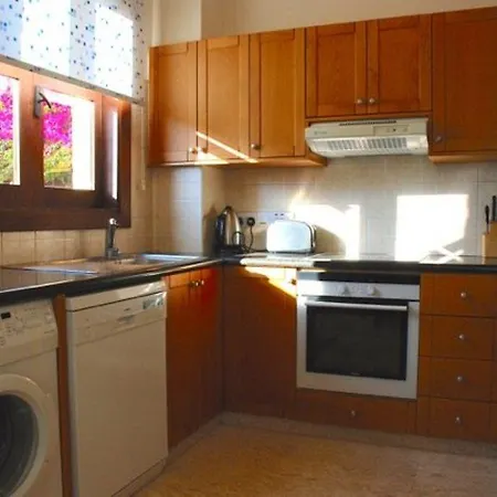 “how To Rent Your Perfect Luxury Cyprus Villa″- Lysos Villa