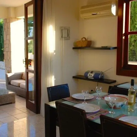 Villa “how To Rent Your Perfect Luxury Cyprus Villa″- Lysos Kouklia